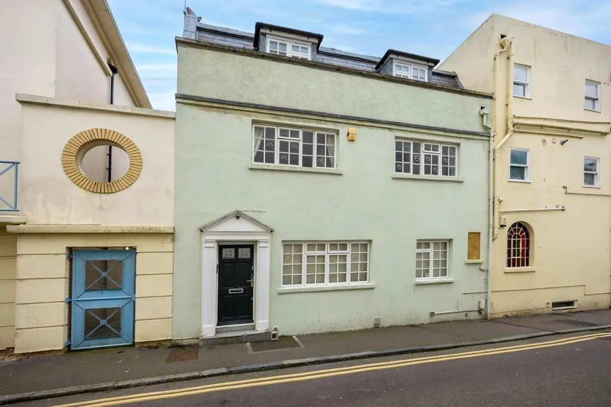 Host & Stay - Sillwood Seafront Brighton 0*,  United Kingdom