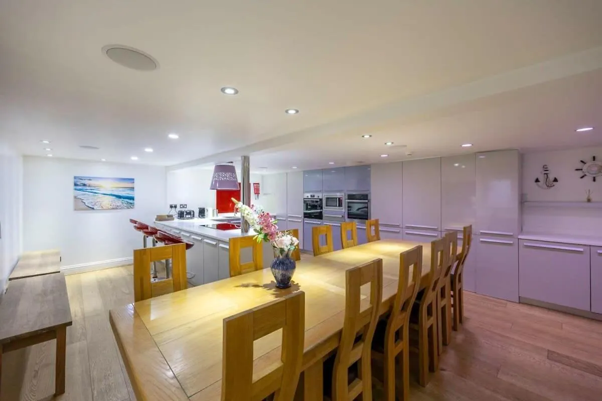 Host & Stay - Sillwood Seafront Brighton Holiday home